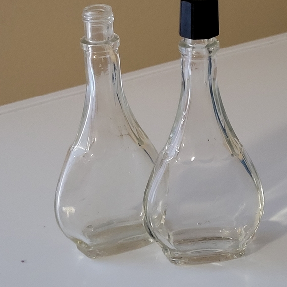 Vintage Clear Glass Vanity Bottles - Picture 11 of 11